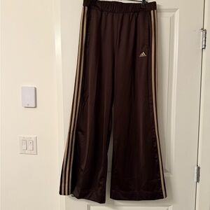 Adidas Women’s - Brown and Gold Wide Leg Track Pants - Size Medium